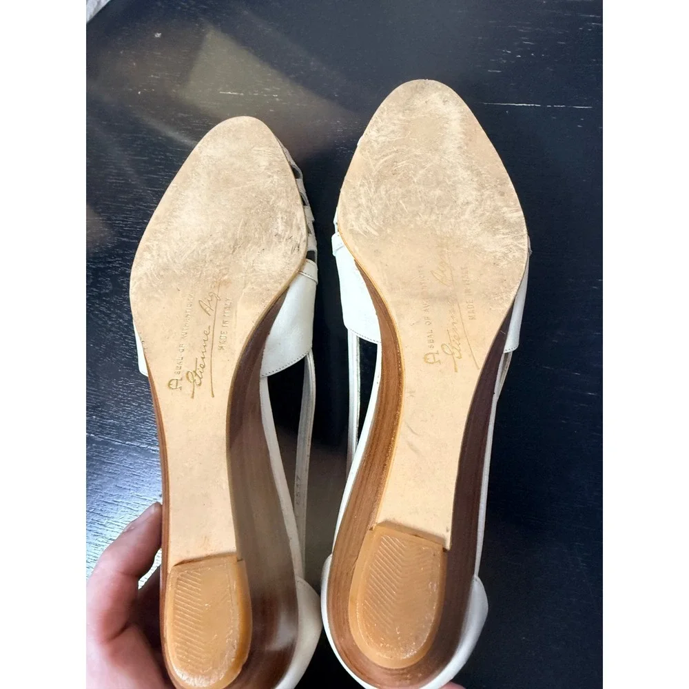 Etienne Aigner Cream Leather Cut Out Pointy Toe Kitten Heels Made in Italy 8.5/9